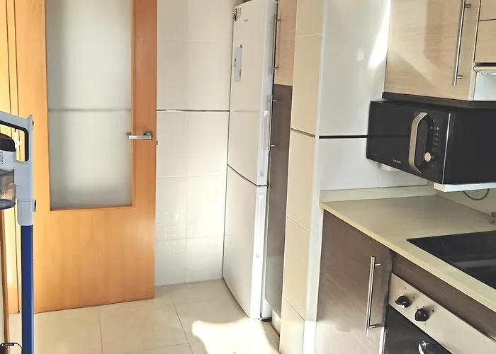 Piso Nuevo Y Centrico Con Piscina En Sant Carles De La Rapita